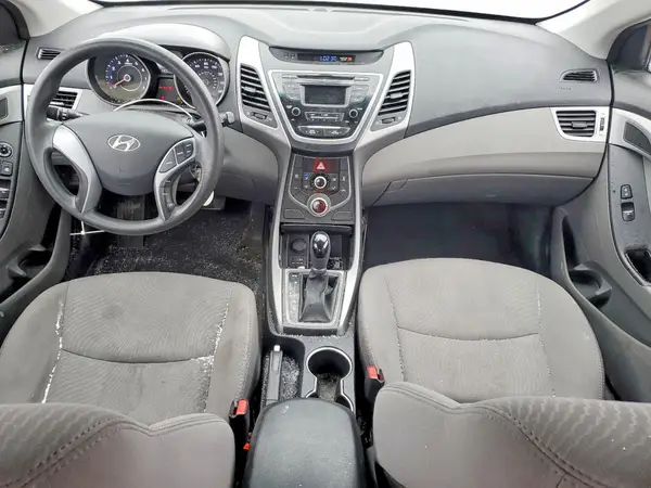 5NPDH4AE7GH707685 2016 HYUNDAI ELANTRA - Image 8