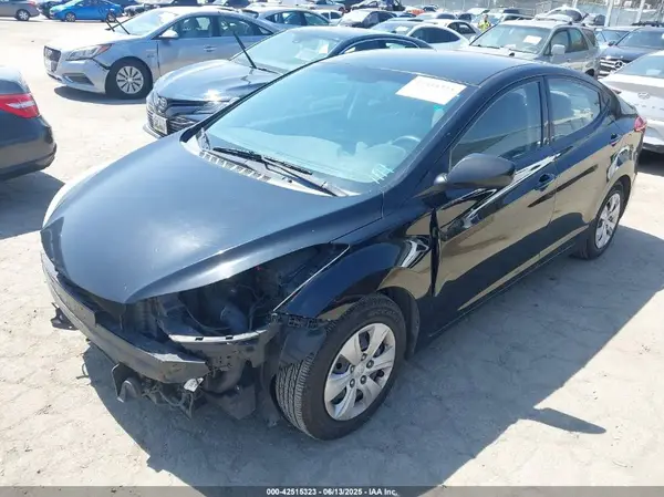 5NPDH4AE7GH709372 2016 HYUNDAI ELANTRA - Image 2