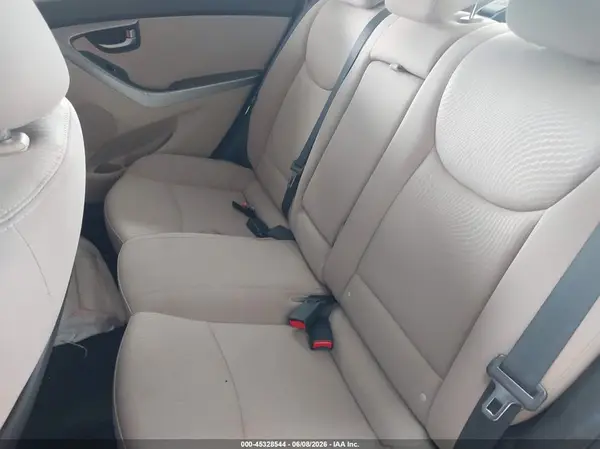 5NPDH4AE7GH710117 2016 HYUNDAI ELANTRA - Image 8