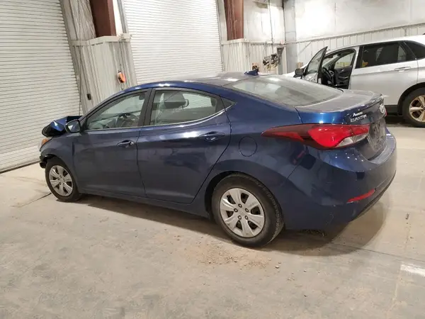 5NPDH4AE7GH710764 2016 HYUNDAI ELANTRA - Image 2
