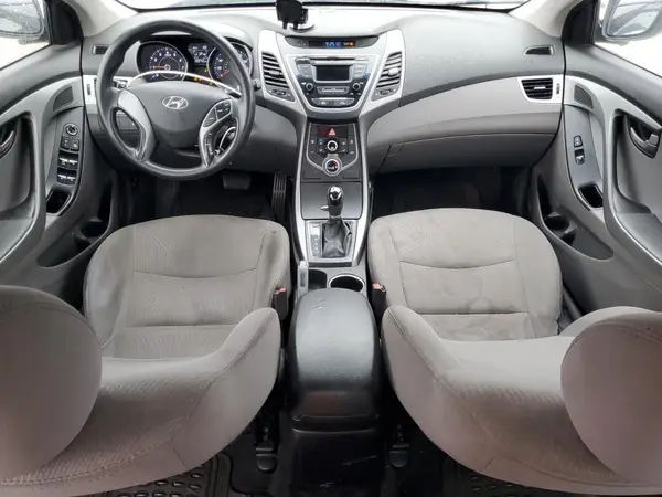 5NPDH4AE7GH712062 2016 HYUNDAI ELANTRA - Image 8