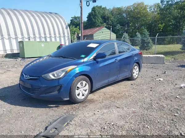 5NPDH4AE7GH713891 2016 HYUNDAI ELANTRA - Image 2
