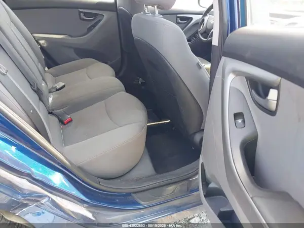 5NPDH4AE7GH714118 2016 HYUNDAI ELANTRA - Image 8