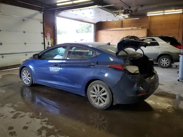 5NPDH4AE7GH715592 2016 HYUNDAI ELANTRA - Image 2