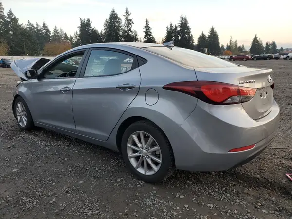 5NPDH4AE7GH715978 2016 HYUNDAI ELANTRA - Image 2