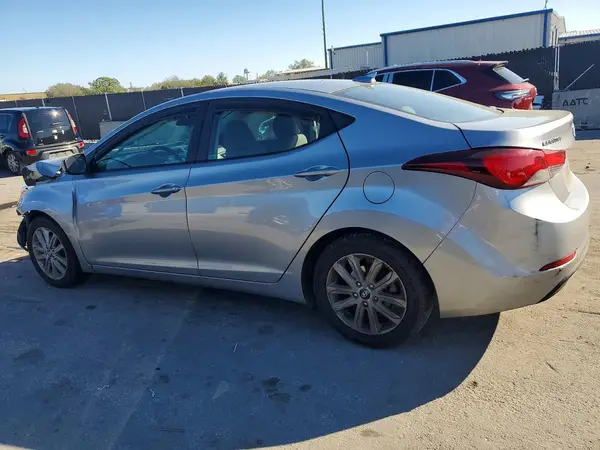 5NPDH4AE7GH716208 2016 HYUNDAI ELANTRA - Image 2