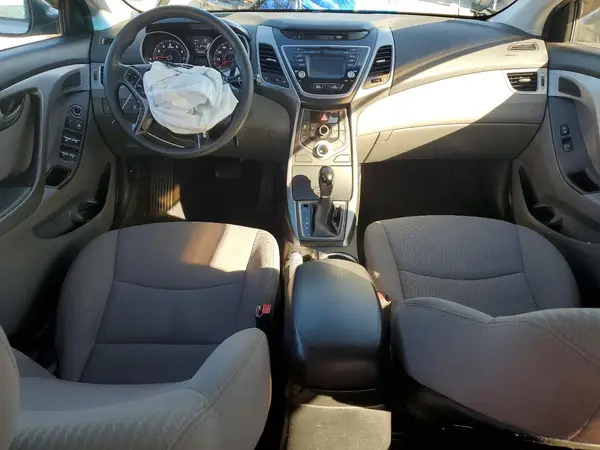 5NPDH4AE7GH716208 2016 HYUNDAI ELANTRA - Image 8