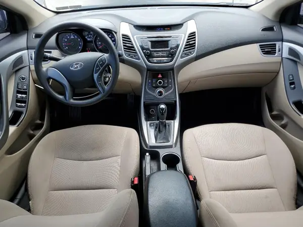 5NPDH4AE7GH718217 2016 HYUNDAI ELANTRA - Image 8