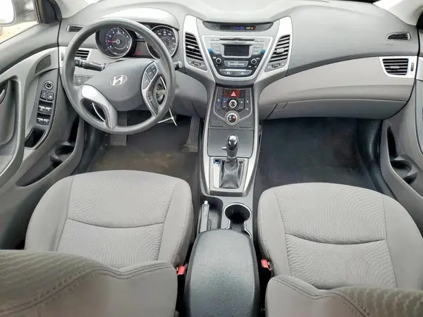 5NPDH4AE7GH718878 2016 HYUNDAI ELANTRA - Image 8