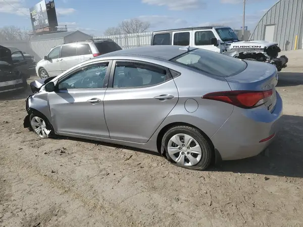 5NPDH4AE7GH719139 2016 HYUNDAI ELANTRA - Image 2