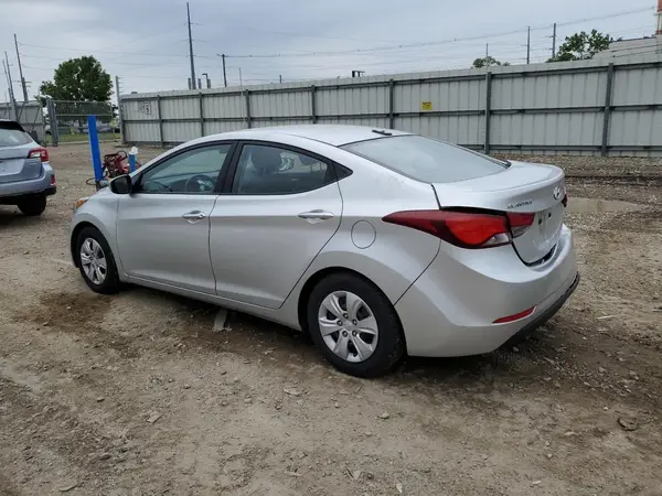 5NPDH4AE7GH719206 2016 HYUNDAI ELANTRA - Image 2