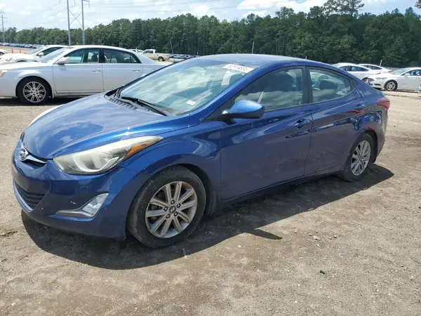 5NPDH4AE7GH71943 2016 HYUNDAI ELANTRA - Image 1