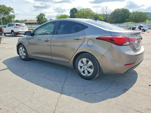 5NPDH4AE7GH721327 2016 HYUNDAI ELANTRA - Image 2