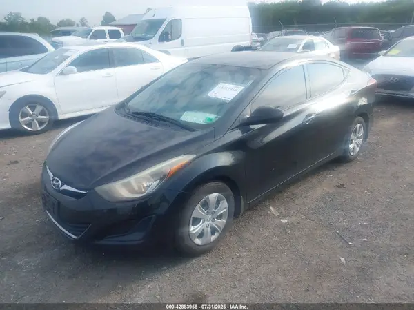 5NPDH4AE7GH721800 2016 HYUNDAI ELANTRA - Image 2