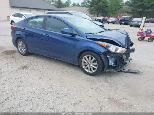 5NPDH4AE7GH723708 2016 HYUNDAI ELANTRA - Image 1