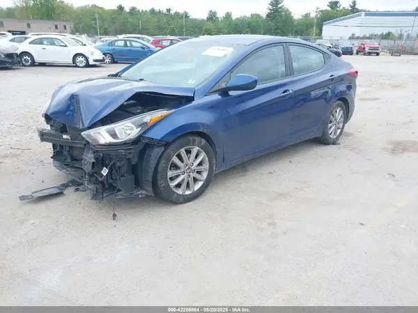 5NPDH4AE7GH723708 2016 HYUNDAI ELANTRA - Image 2