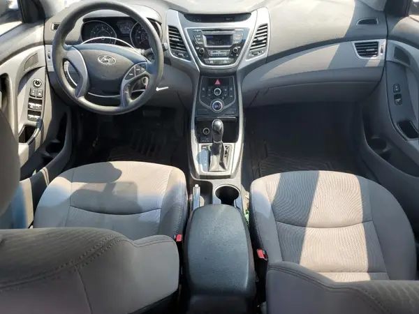 5NPDH4AE7GH723806 2016 HYUNDAI ELANTRA - Image 8