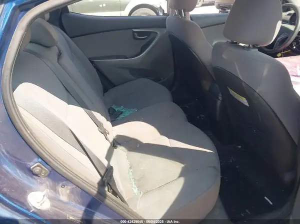 5NPDH4AE7GH724440 2016 HYUNDAI ELANTRA - Image 8