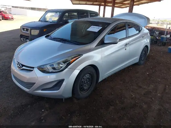 5NPDH4AE7GH725149 2016 HYUNDAI ELANTRA - Image 2