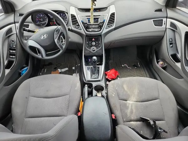 5NPDH4AE7GH725670 2016 HYUNDAI ELANTRA - Image 8