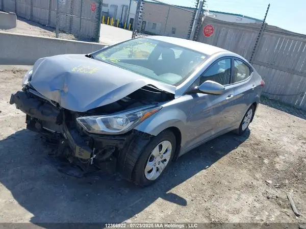 5NPDH4AE7GH728066 2016 HYUNDAI ELANTRA - Image 2