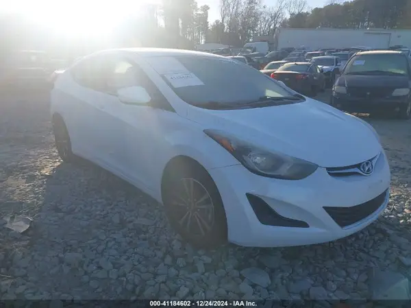 5NPDH4AE7GH728861 2016 HYUNDAI ELANTRA - Image 1