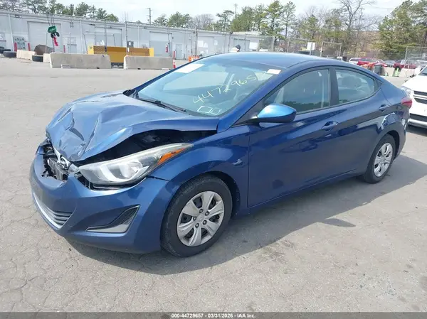 5NPDH4AE7GH730710 2016 HYUNDAI ELANTRA - Image 2