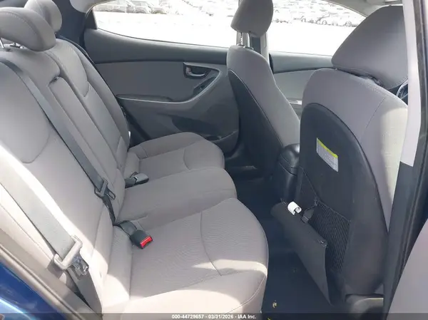 5NPDH4AE7GH730710 2016 HYUNDAI ELANTRA - Image 8