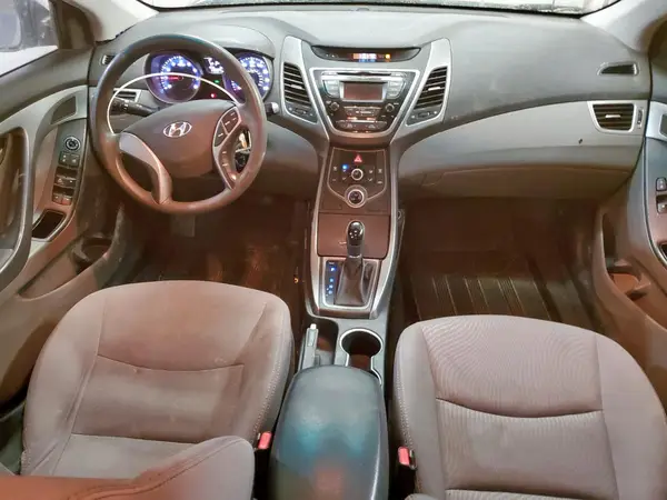 5NPDH4AE7GH733042 2016 HYUNDAI ELANTRA - Image 8