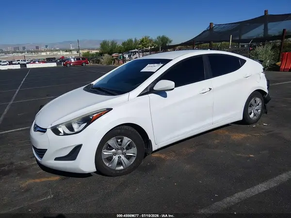 5NPDH4AE7GH733249 2016 HYUNDAI ELANTRA - Image 2
