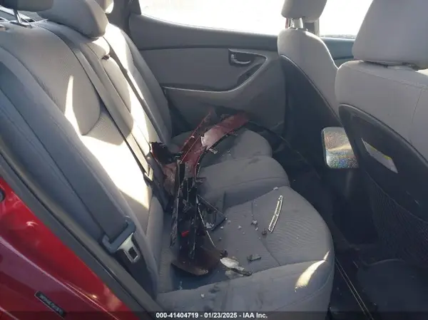 5NPDH4AE7GH736703 2016 HYUNDAI ELANTRA - Image 8
