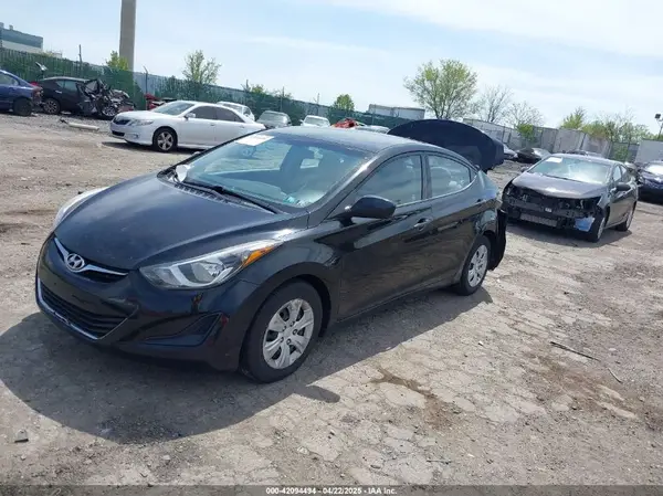 5NPDH4AE7GH738709 2016 HYUNDAI ELANTRA - Image 2