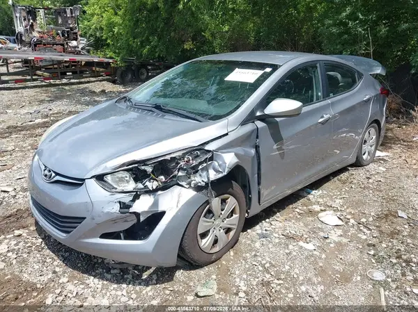 5NPDH4AE7GH738936 2016 HYUNDAI ELANTRA - Image 2