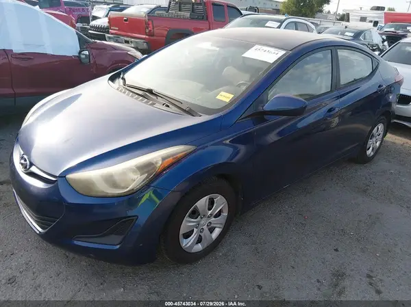 5NPDH4AE7GH739391 2016 HYUNDAI ELANTRA - Image 2