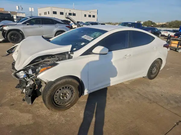 5NPDH4AE7GH740086 2016 HYUNDAI ELANTRA - Image 1