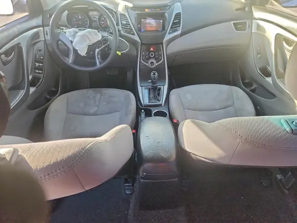 5NPDH4AE7GH740086 2016 HYUNDAI ELANTRA - Image 8