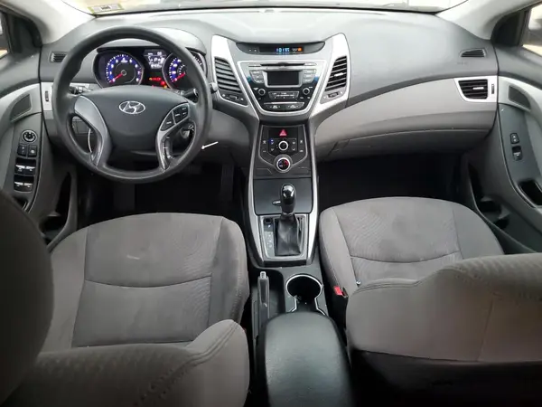 5NPDH4AE7GH740198 2016 HYUNDAI ELANTRA - Image 8