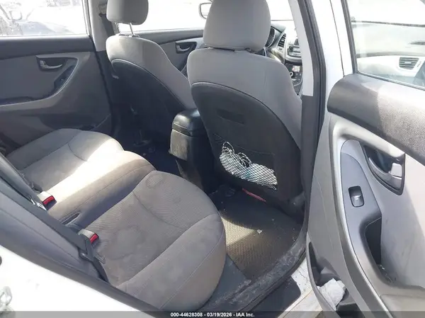 5NPDH4AE7GH743229 2016 HYUNDAI ELANTRA - Image 8