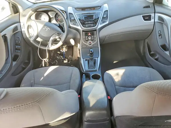 5NPDH4AE7GH744073 2016 HYUNDAI ELANTRA - Image 8