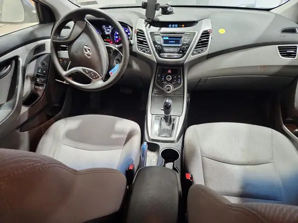 5NPDH4AE7GH745000 2016 HYUNDAI ELANTRA - Image 8