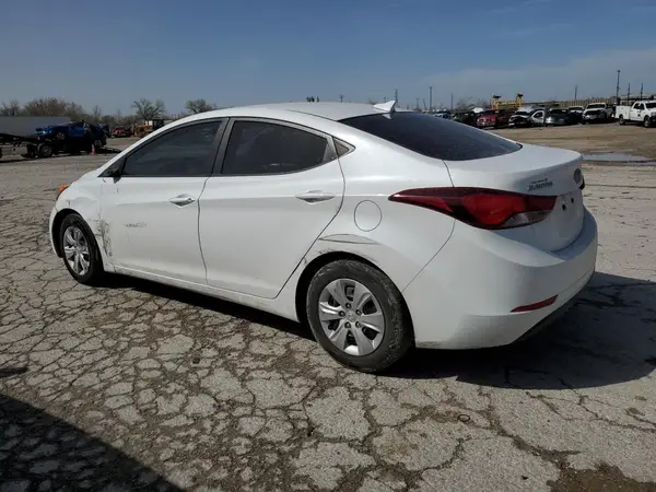 5NPDH4AE7GH745594 2016 HYUNDAI ELANTRA - Image 2