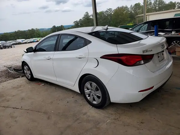 5NPDH4AE7GH747314 2016 HYUNDAI ELANTRA - Image 2