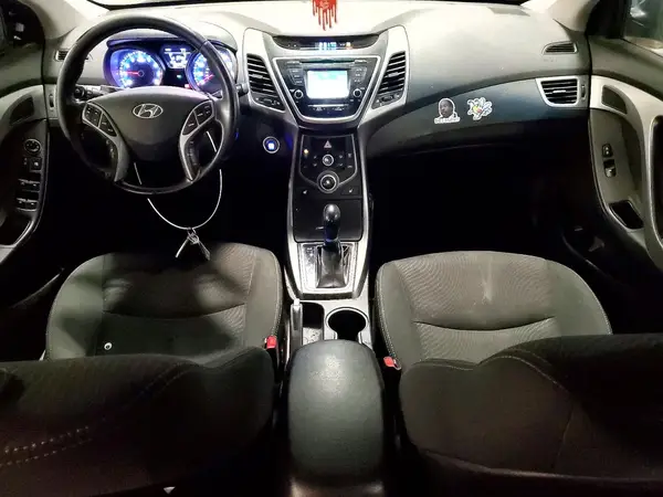 5NPDH4AE7GH747961 2016 HYUNDAI ELANTRA - Image 8