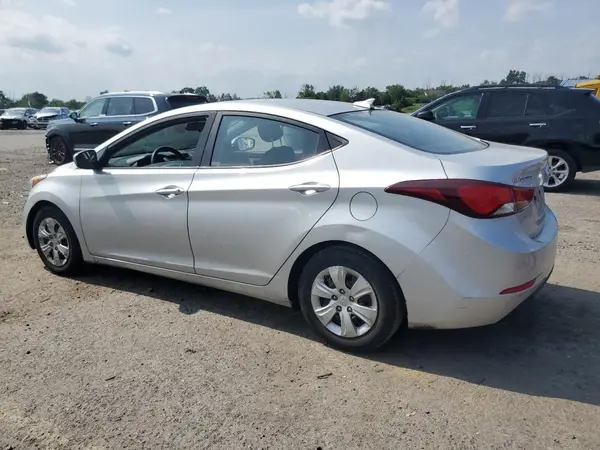 5NPDH4AE7GH747989 2016 HYUNDAI ELANTRA - Image 2