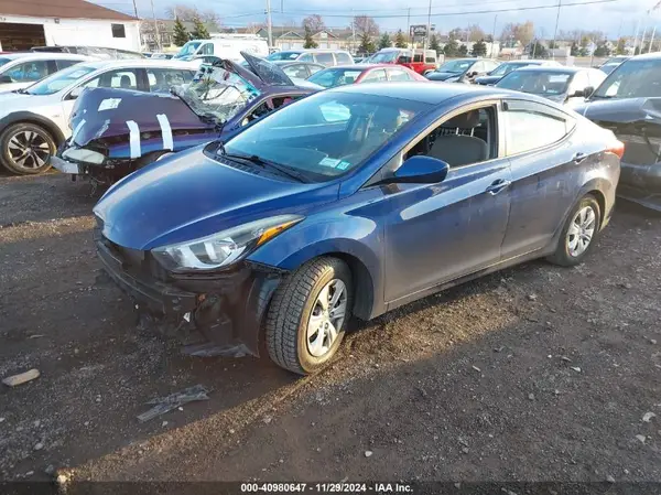 5NPDH4AE7GH749631 2016 HYUNDAI ELANTRA - Image 2