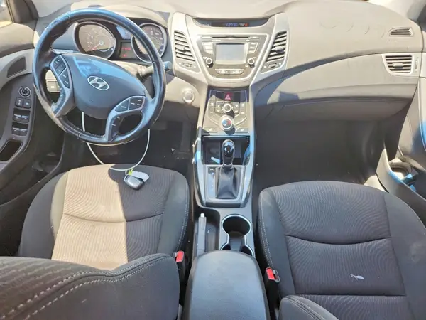 5NPDH4AE7GH750620 2016 HYUNDAI ELANTRA - Image 8
