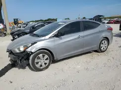 5NPDH4AE7GH751881 2016 HYUNDAI ELANTRA