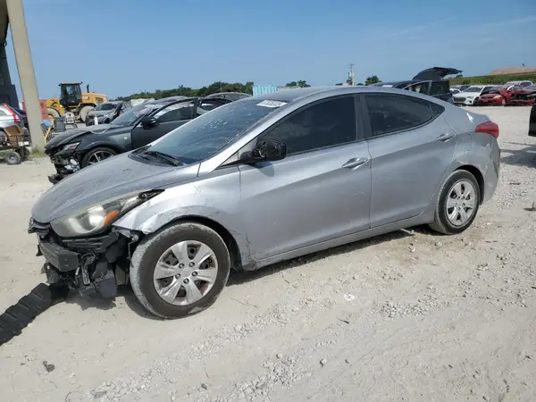 5NPDH4AE7GH751881 2016 HYUNDAI ELANTRA - Image 1