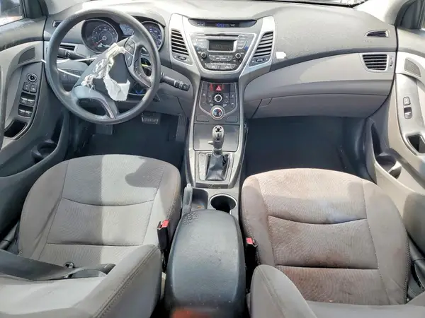 5NPDH4AE7GH752514 2016 HYUNDAI ELANTRA - Image 8