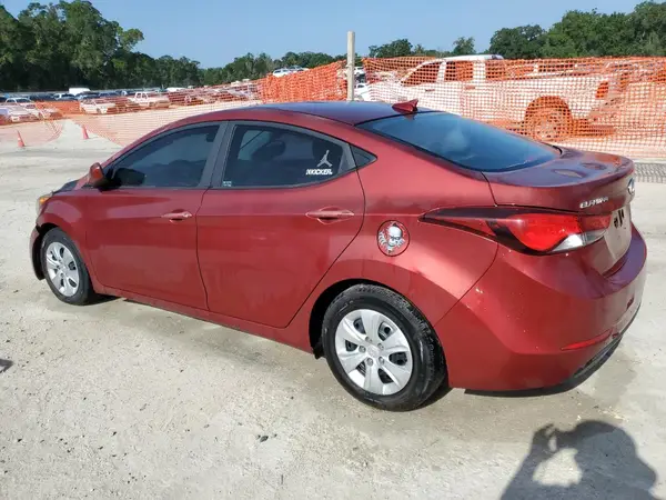 5NPDH4AE7GH752562 2016 HYUNDAI ELANTRA - Image 2